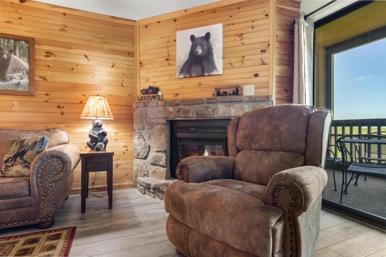 Bear Cub Retreat Apartment Gatlinburg Bagian luar foto